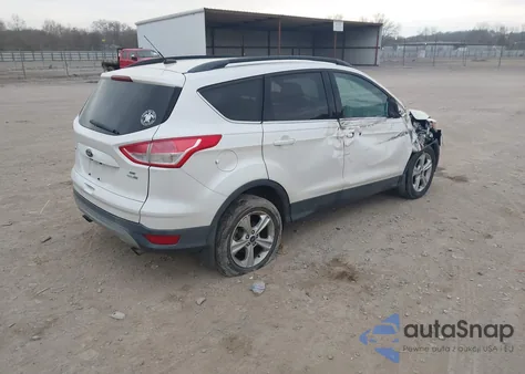 2015 Ford Escape Se z USA, uszkodzony, nr VIN 1FMCU9GXXFUC07937